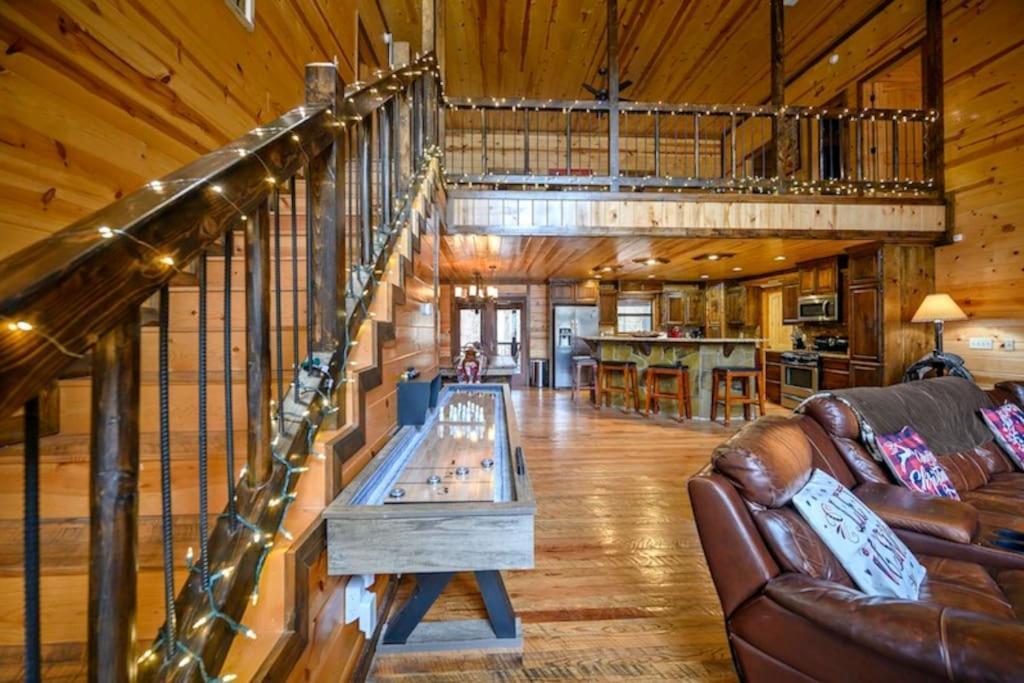 Iron Horse Lodge Broken Bow Exterior foto
