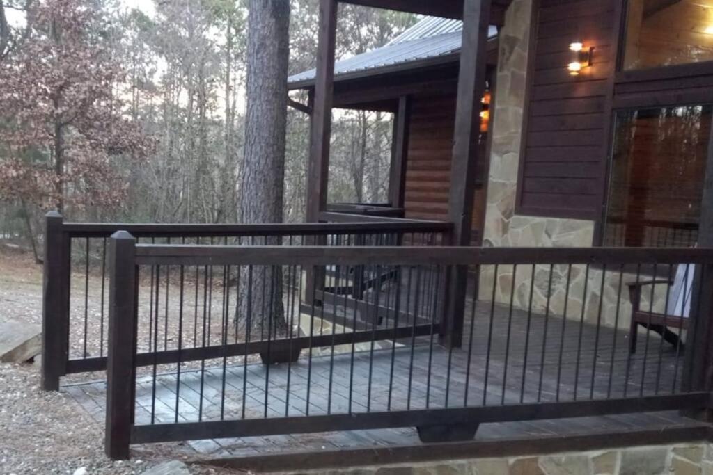 Iron Horse Lodge Broken Bow Exterior foto