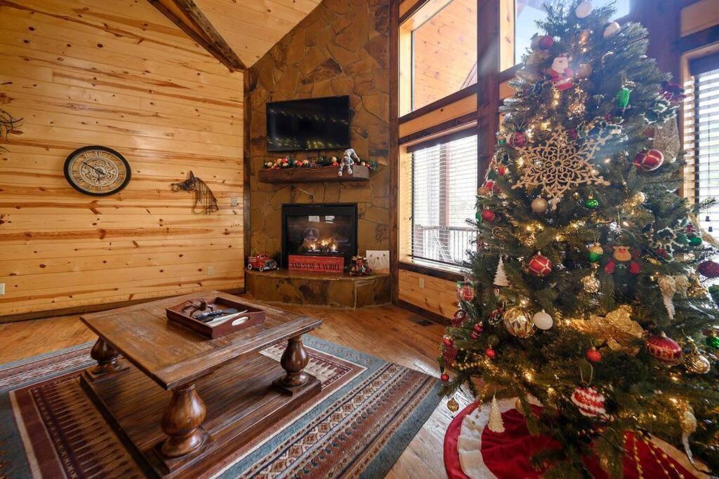 Iron Horse Lodge Broken Bow Exterior foto