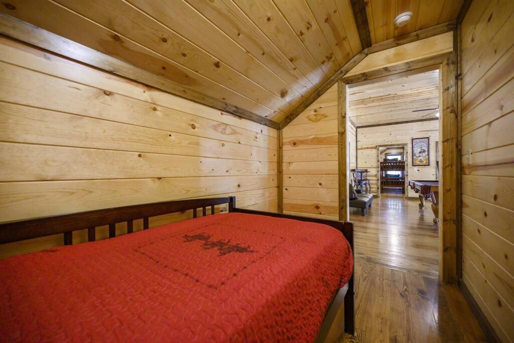 Iron Horse Lodge Broken Bow Exterior foto